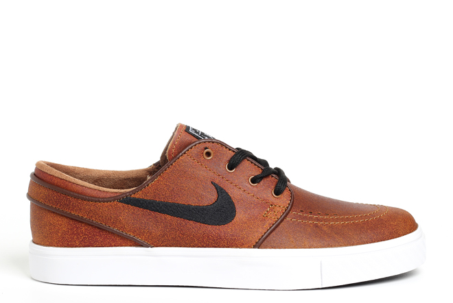 Nike Janoski Elite Ale Brown / Black - Boardvillage Streetwear | Suomalainen Katumuodin Verkkokauppa