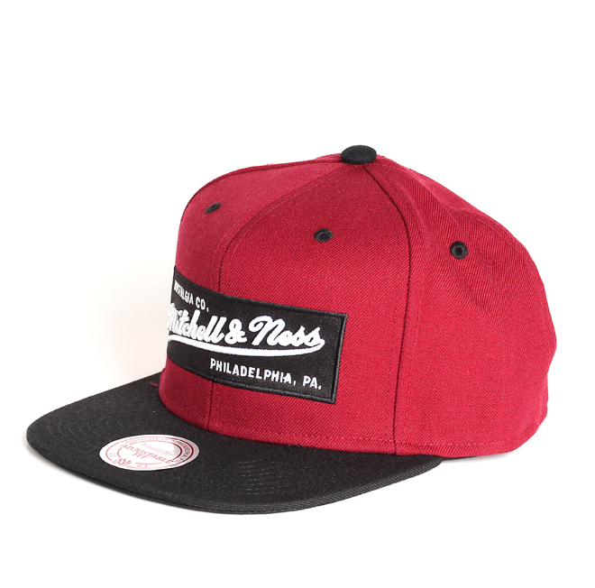 mitchell and ness box logo snapback