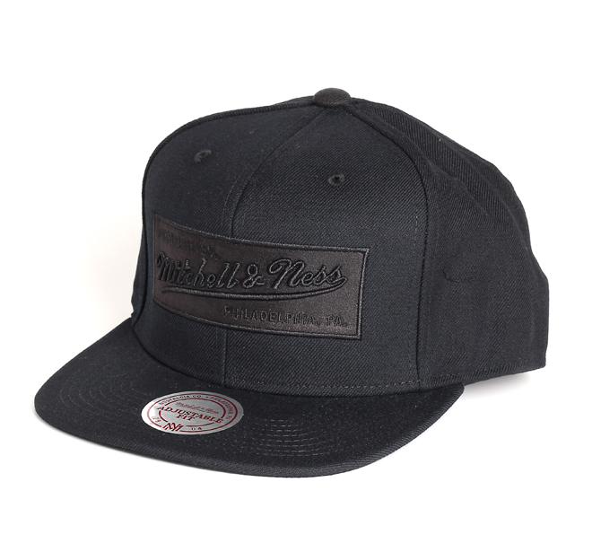 mitchell and ness box logo