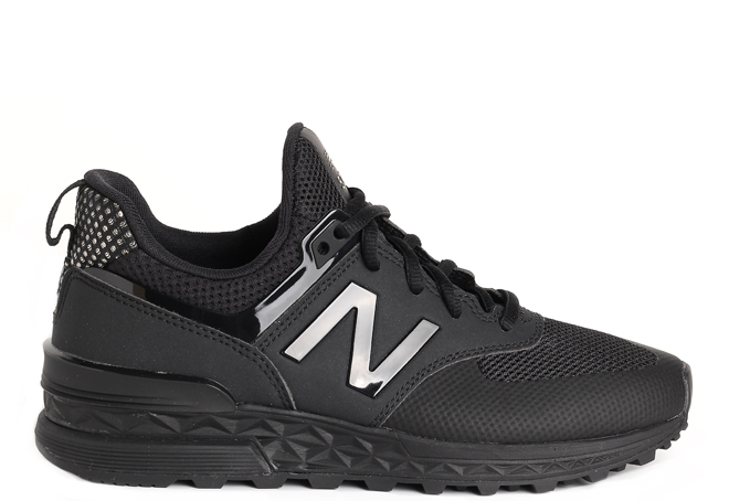 New Balance Womens 574 Sport Black / Black - Boardvillage Streetwear | Suomalainen Katumuodin 