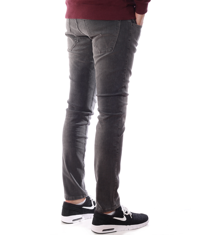 wrangler bryson skinny