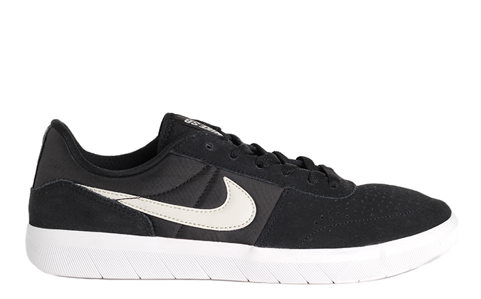 nike sb team classic light bone