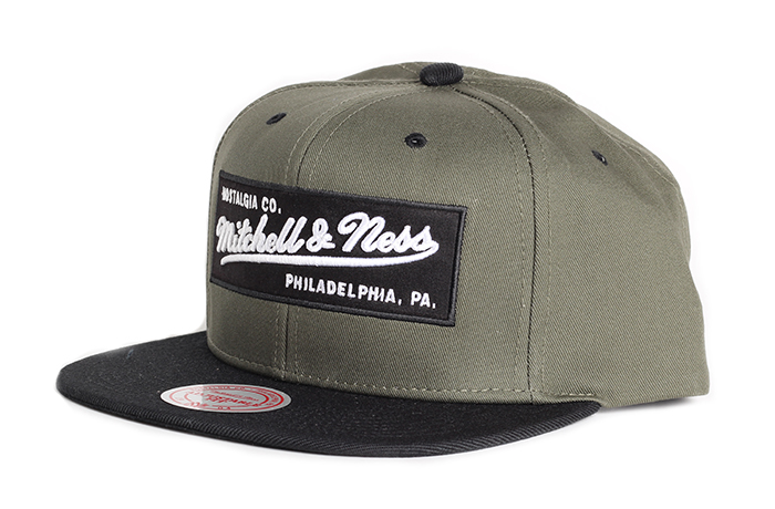mitchell and ness box logo
