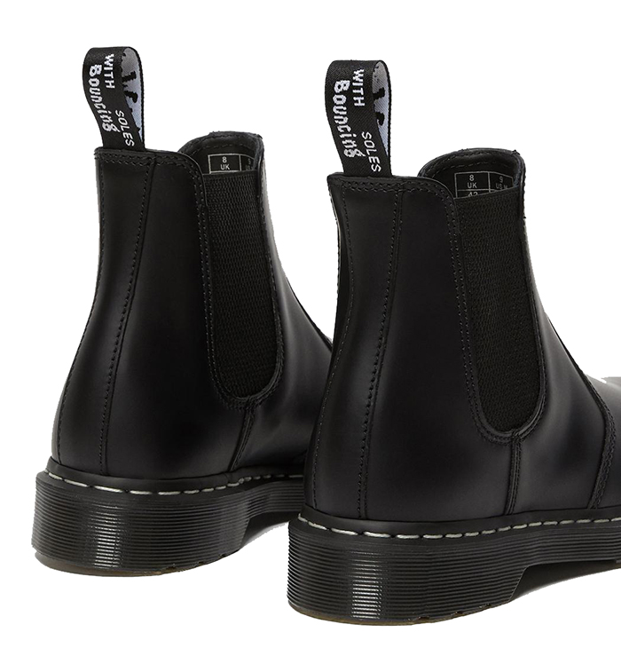 Dr. Martens 2976 White Stitch Leather Chelsea Boots Black Smooth - Boardvillage Streetwear | Suomalainen Katumuodin Verkkokauppa