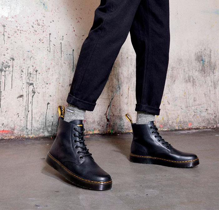 Dr. Martens Thurston Chukka Boots Black Lusso - Boardvillage Streetwear ...