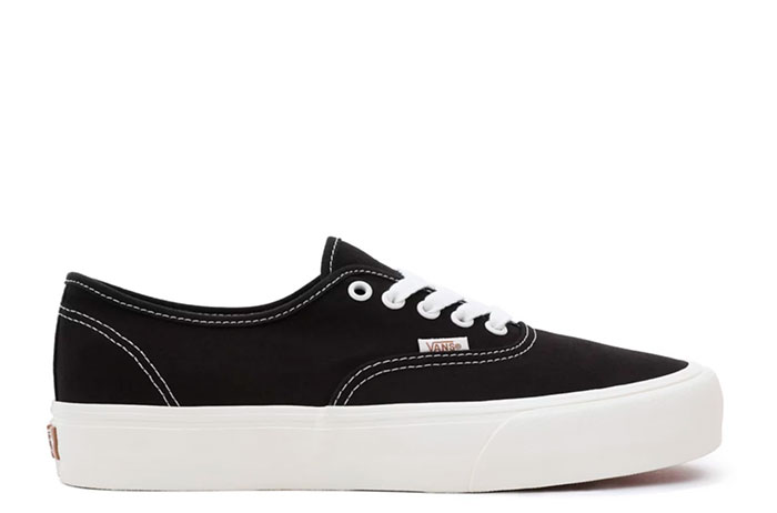 Vans Authentic VR3 Black / Marshmallow - Boardvillage Streetwear ...