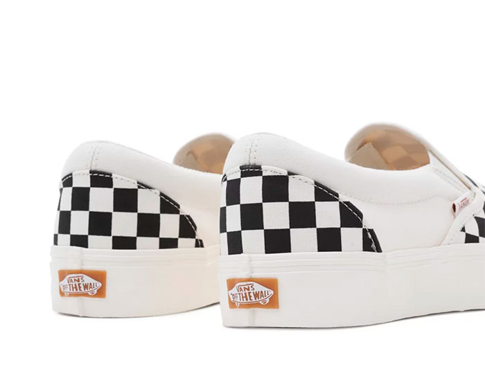Vans classic slip on trainers black marshmallow checkerboard new arrivals