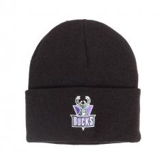 Mitchell & Ness Cuffed Milwaukee Bucks Beanie Black