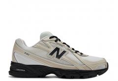 New Balance 740 Timberwolf / NB White