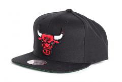Mitchell & Ness Wool Solid Snapback Chicago Bulls