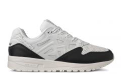 Karhu Legacy 96 Jet Black / Bright White